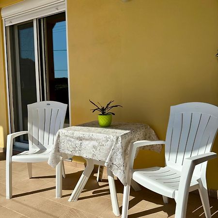 Garden View Appartment Kalavarda ภายนอก รูปภาพ